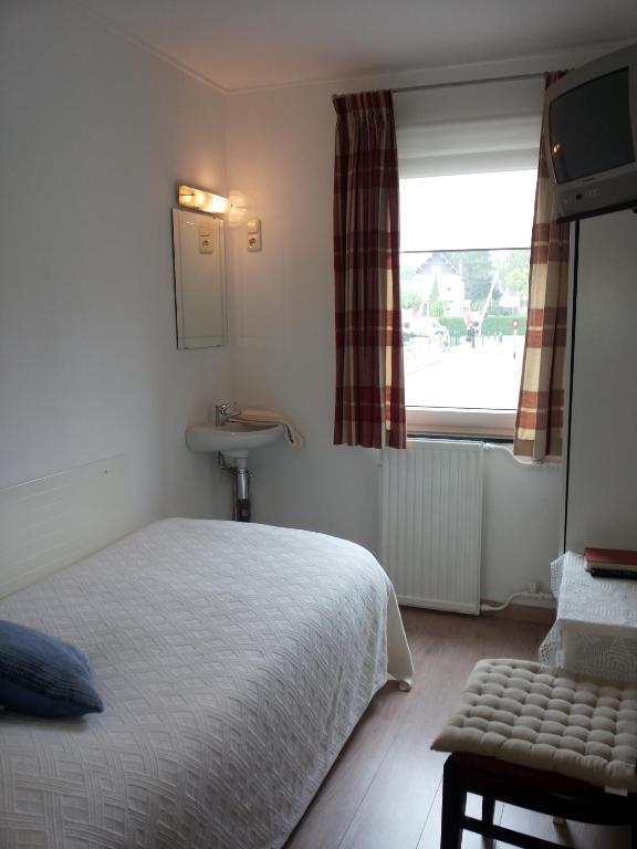 Hotel De Eik Valkenburg aan de Geul Δωμάτιο φωτογραφία